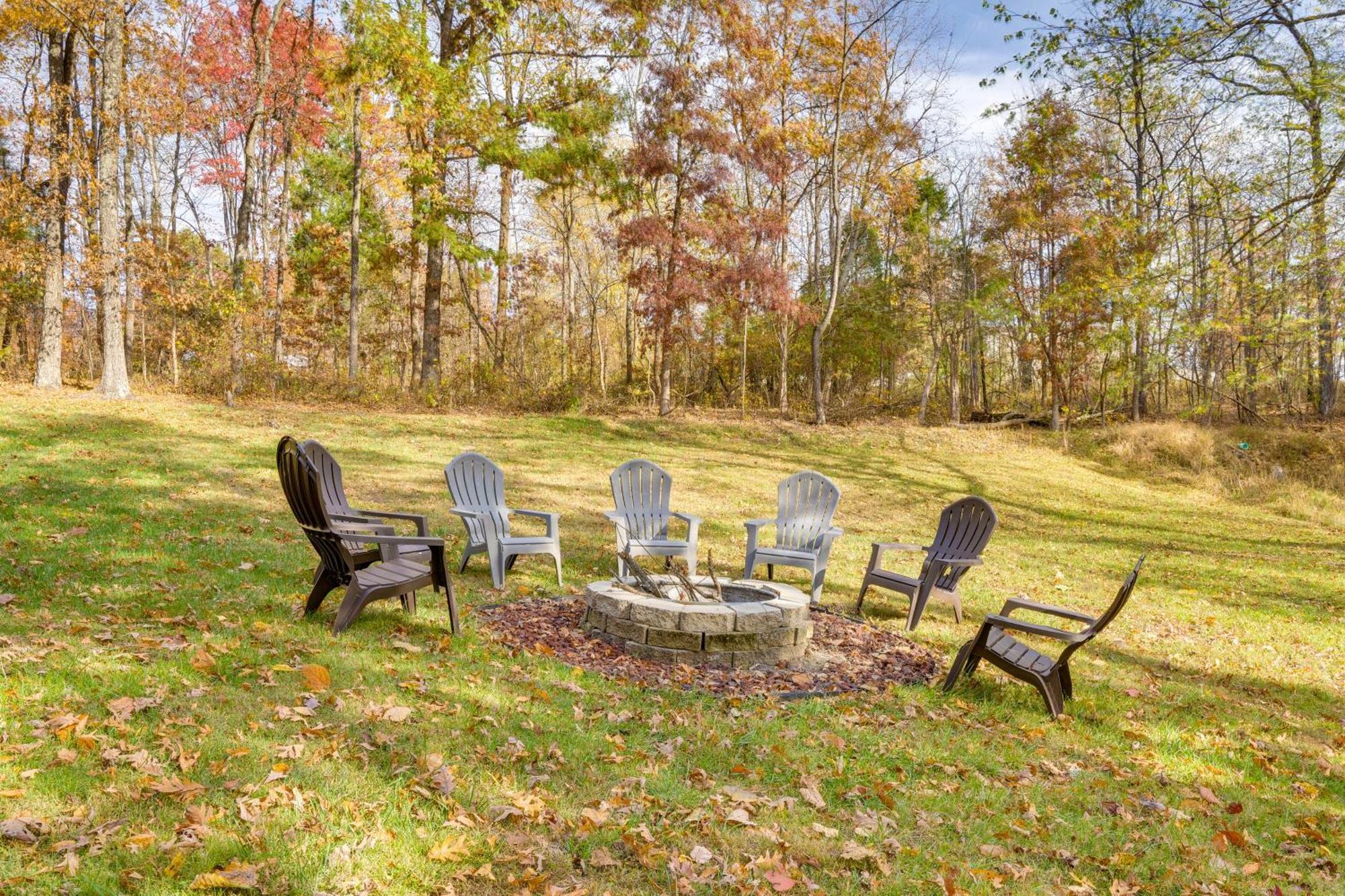French Lick Getaway With Deck, Grill And Fire Pit! Villa Exterior foto