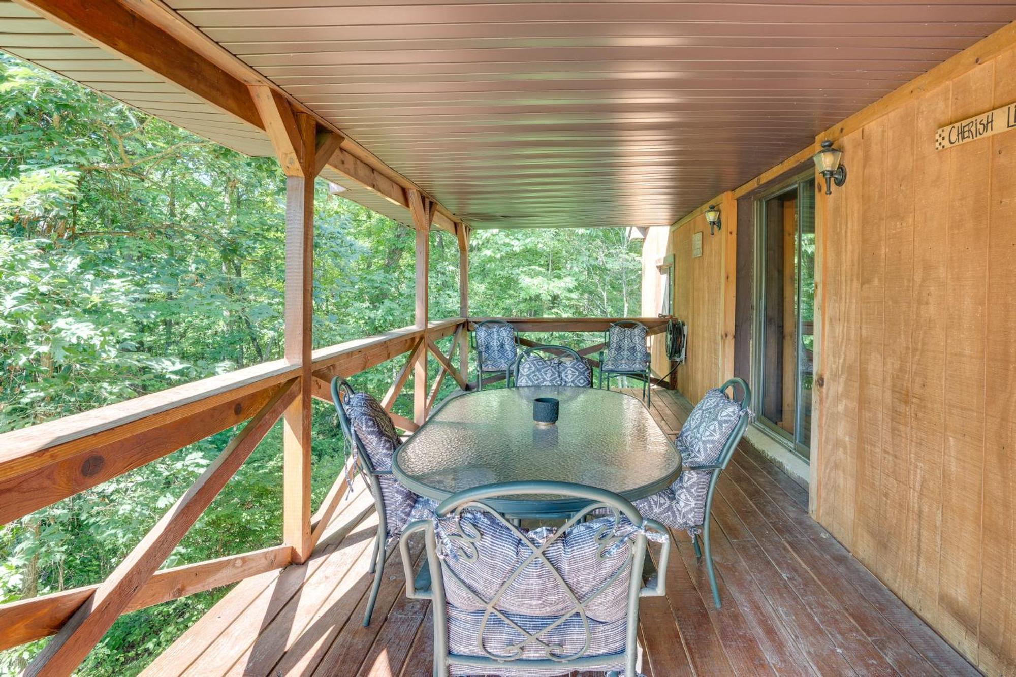 French Lick Getaway With Deck, Grill And Fire Pit! Villa Exterior foto
